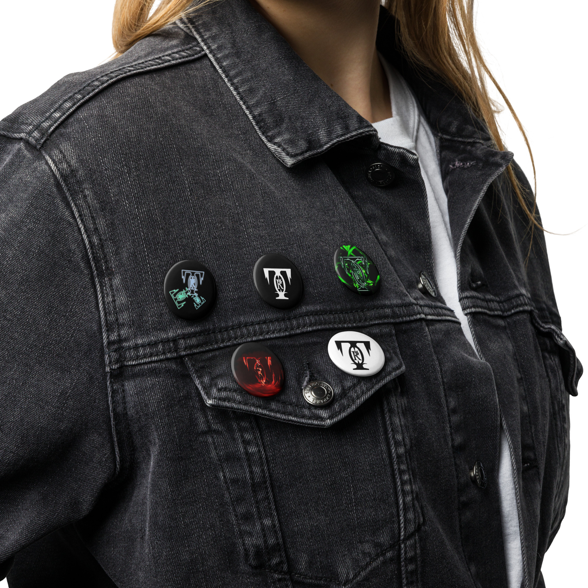 Threads of Rebellion | Pin-Button Set - Image 10