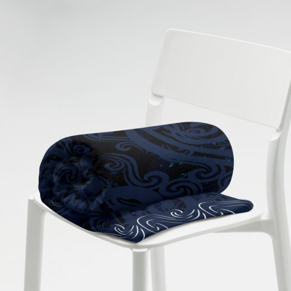 Frost Night | Interactive | Throw Blanket - Image 8